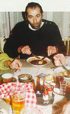 kurti_mm1.jpg (31186 Byte)